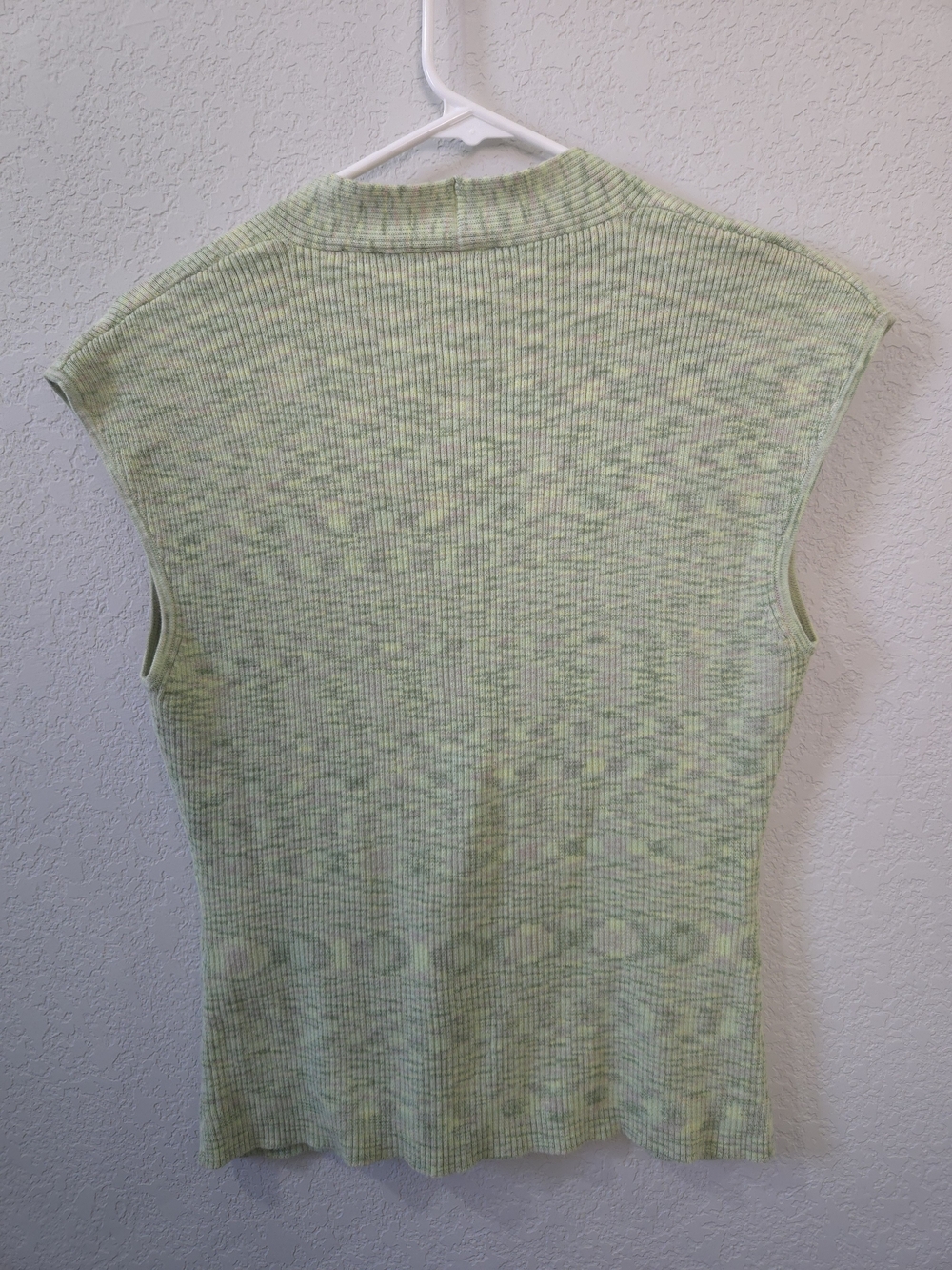 AXCESS Green Ribbed V-Neck Knit Tank - Picture 5 of 7